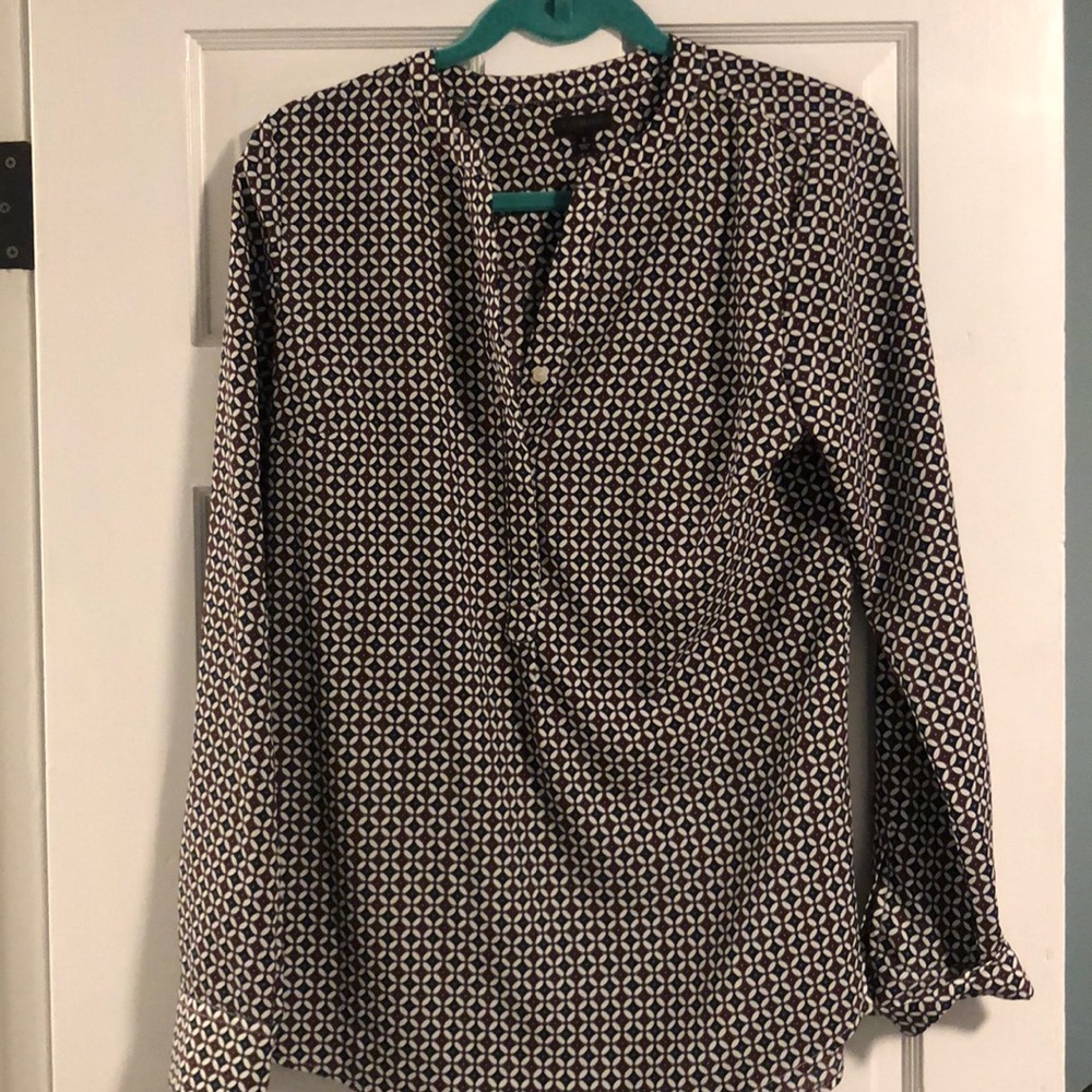 Talbots blouse | size S | navy and maroon pattern
